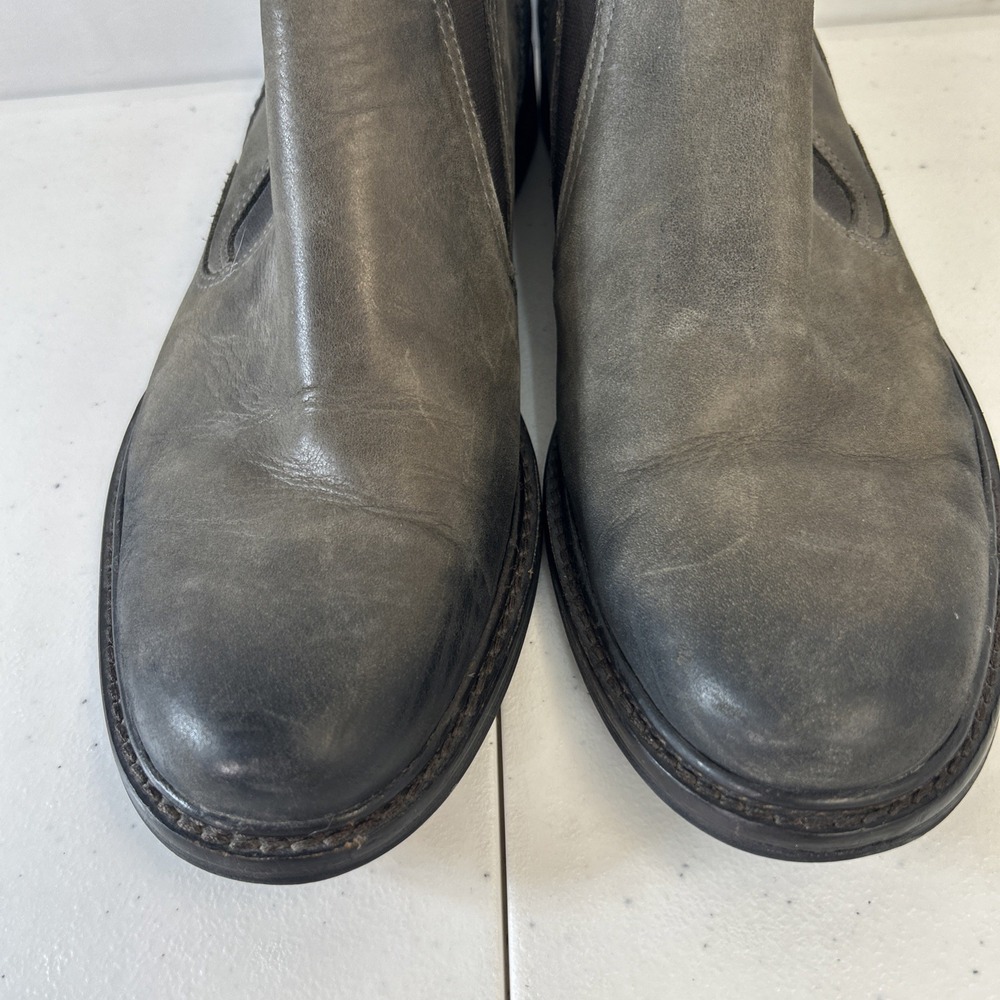 John Varvatos Gray Leather Low Chelsea Shoes Pull On Men's Size 8.5M - Picture 2 of 11